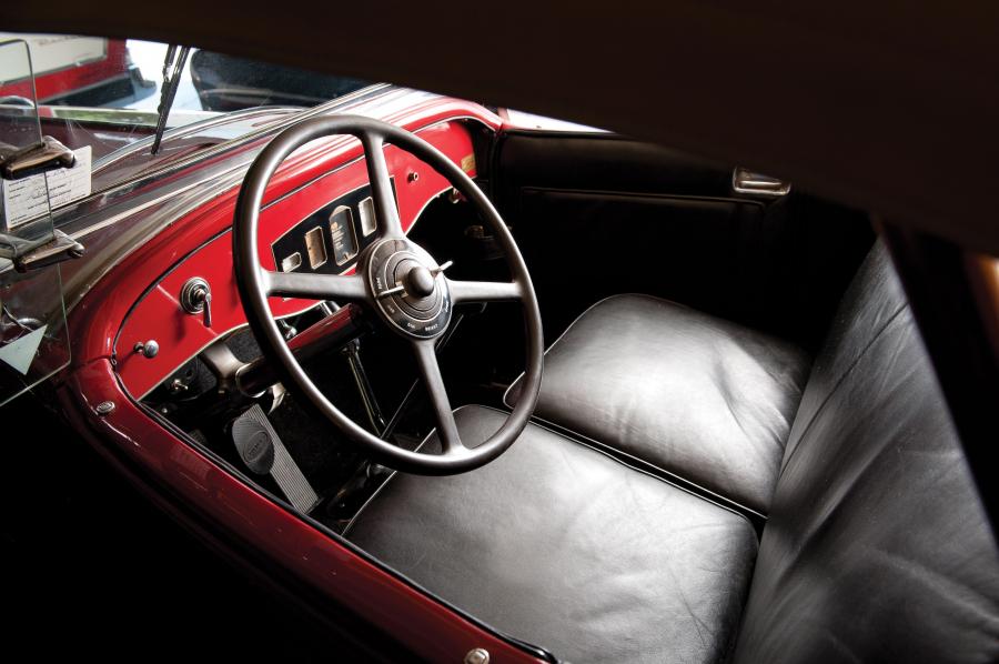  Pierce-Arrow Model 125 Roadster 1929 года  (фото 10 из 22)